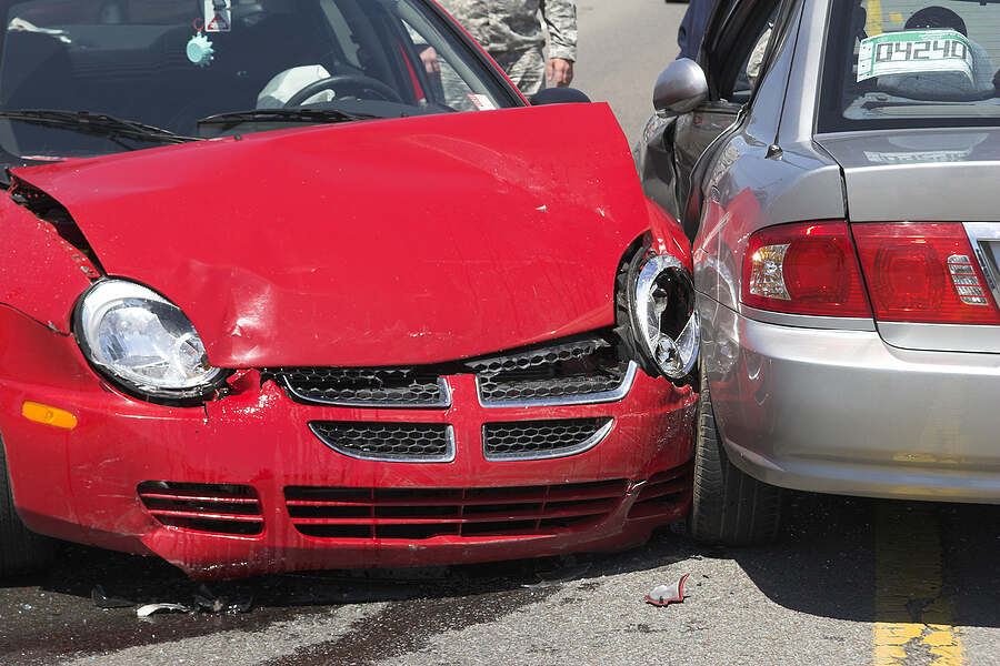 ¿Cuánto debo pagar por un accidente de coche?
